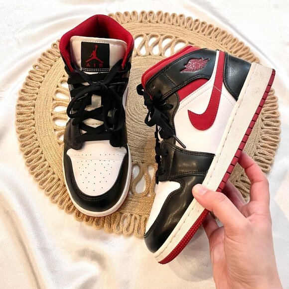 Nike Air Jordan 1 Mid Metallic Red Sneakers Size 7Y/ Women's 8.5 - Picture 2 of 9